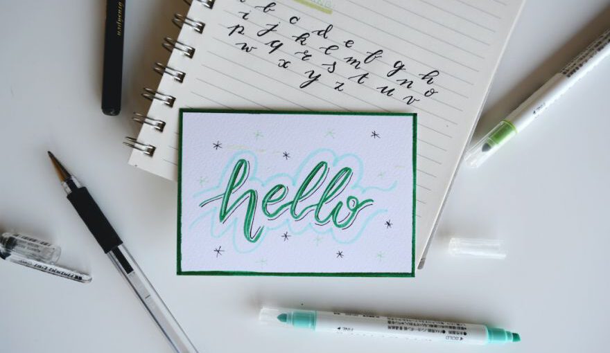 Speak English - green and white Hello board decor