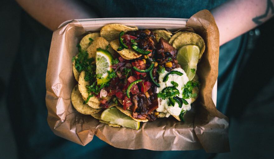 Street Food - chips with lemon