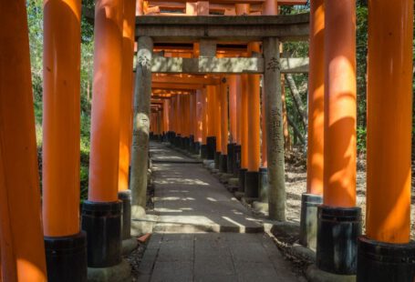 Religious Japan - orange and black wooden bridge